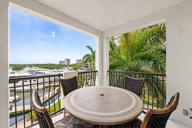 1050 Seminole Drive Phb, Fort Lauderdale, FL 33304