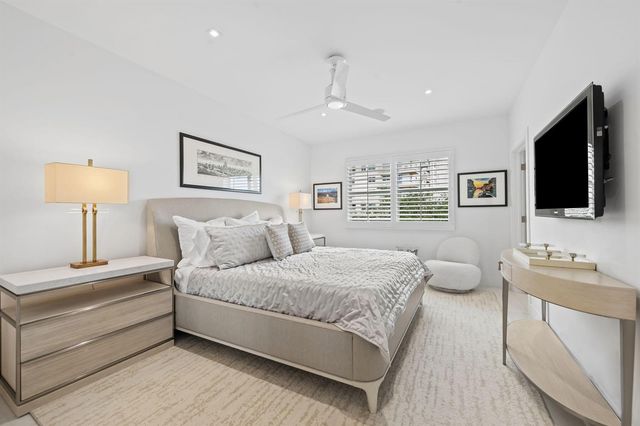 1050 Seminole Drive Phb, Fort Lauderdale, FL 33304