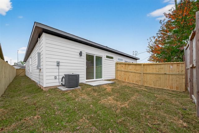 5408 Fairchild St Street, Houston, TX 77028