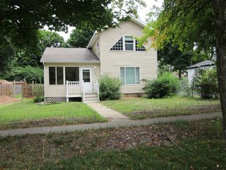 415 S Main Street, Lawton, MI 49065