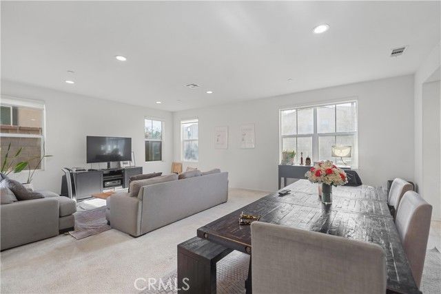 2811 E Kendall, Ontario, CA 91761