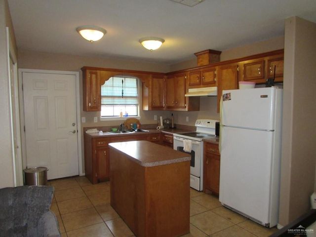 2936 Jasmine Street, Roma, TX 78584