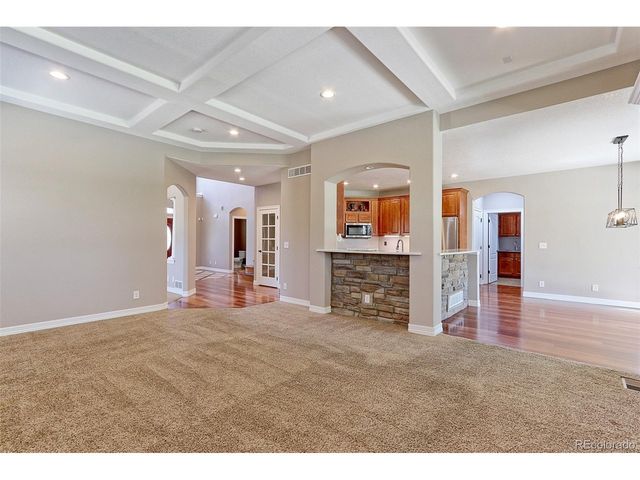 6260 Saddleback Ave, Longmont, CO 80504