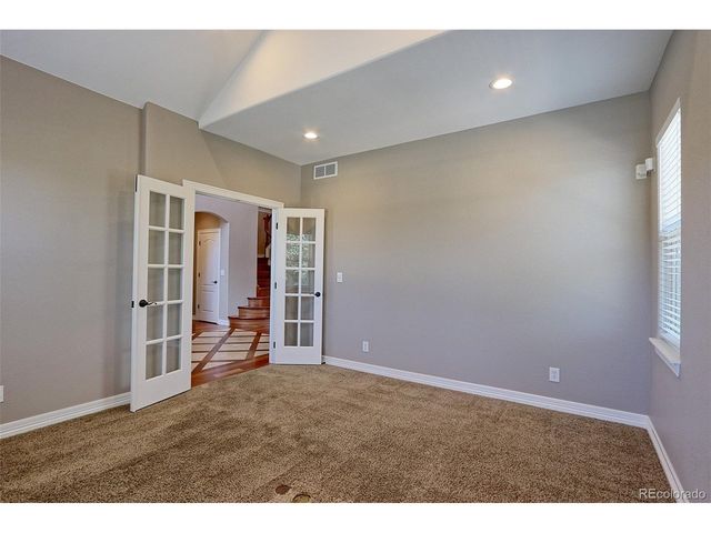 6260 Saddleback Ave, Longmont, CO 80504