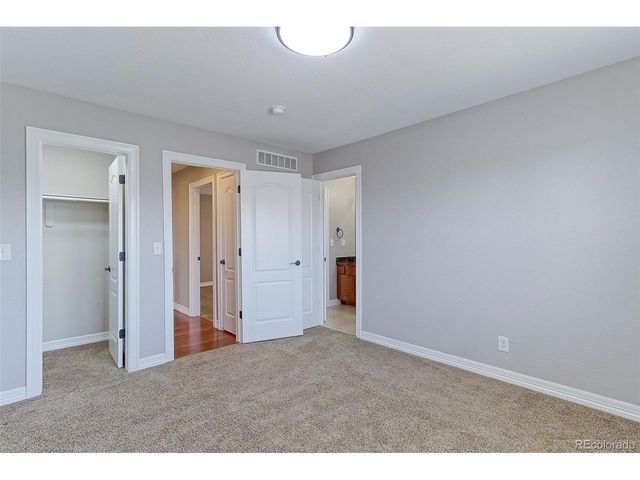 6260 Saddleback Ave, Longmont, CO 80504