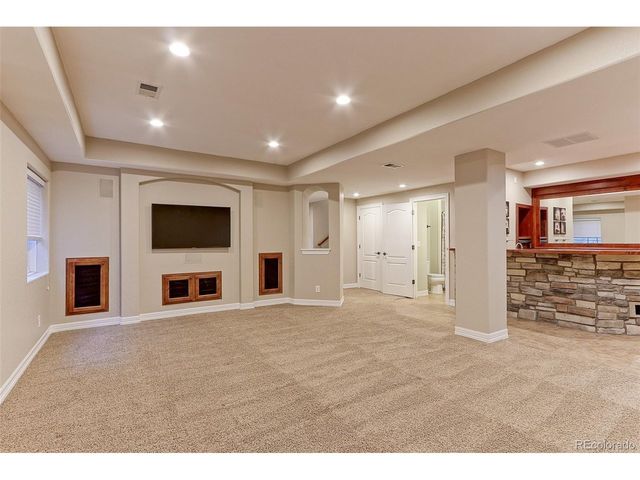 6260 Saddleback Ave, Longmont, CO 80504