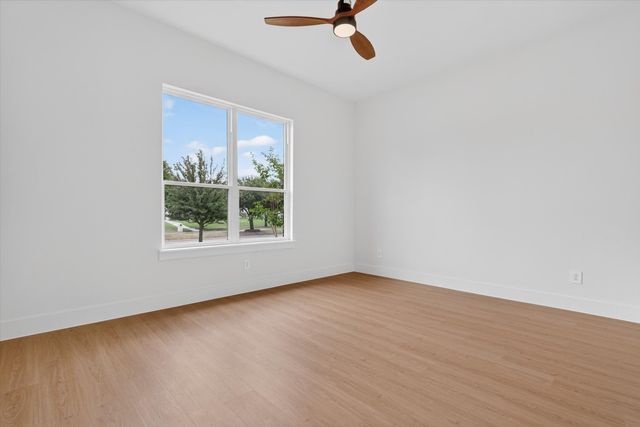 1009 Devonshire Drive S, Forney, TX 75126