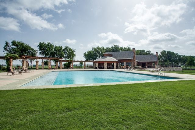 1009 Devonshire Drive S, Forney, TX 75126