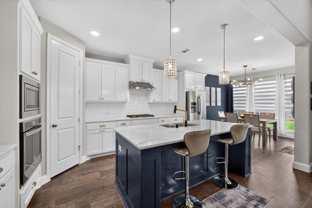 713 Sandbox Drive, Little Elm, TX 76227