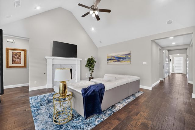 713 Sandbox Drive, Little Elm, TX 76227