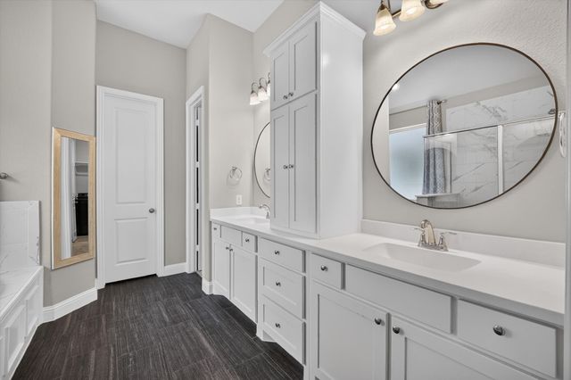 713 Sandbox Drive, Little Elm, TX 76227