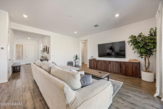 5196 W Ridgemont Court, Tucson, AZ 85742