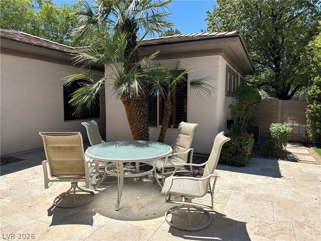 26 Fountainhead Circle, Henderson, NV 89052