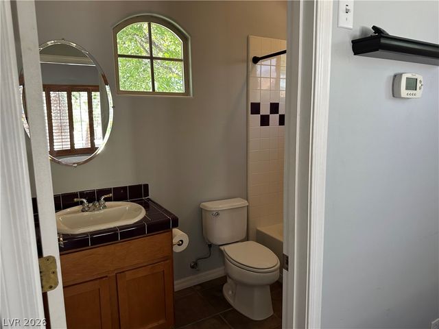 26 Fountainhead Circle, Henderson, NV 89052