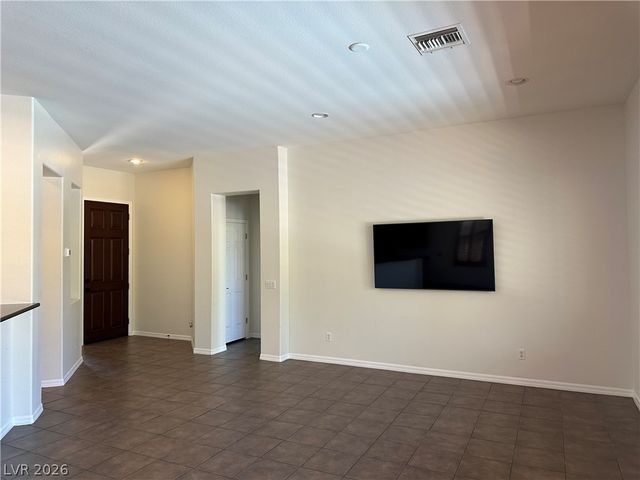 26 Fountainhead Circle, Henderson, NV 89052