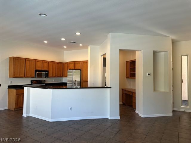 26 Fountainhead Circle, Henderson, NV 89052