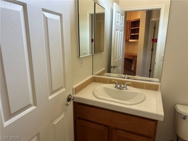 26 Fountainhead Circle, Henderson, NV 89052