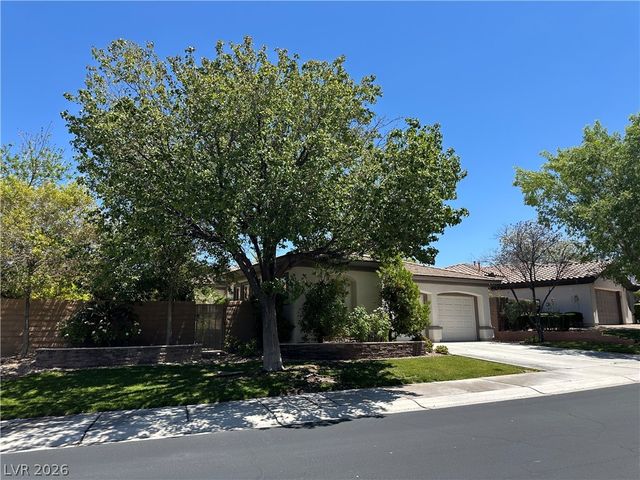 26 Fountainhead Circle, Henderson, NV 89052