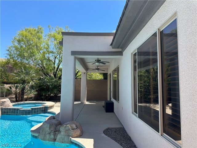 26 Fountainhead Circle, Henderson, NV 89052