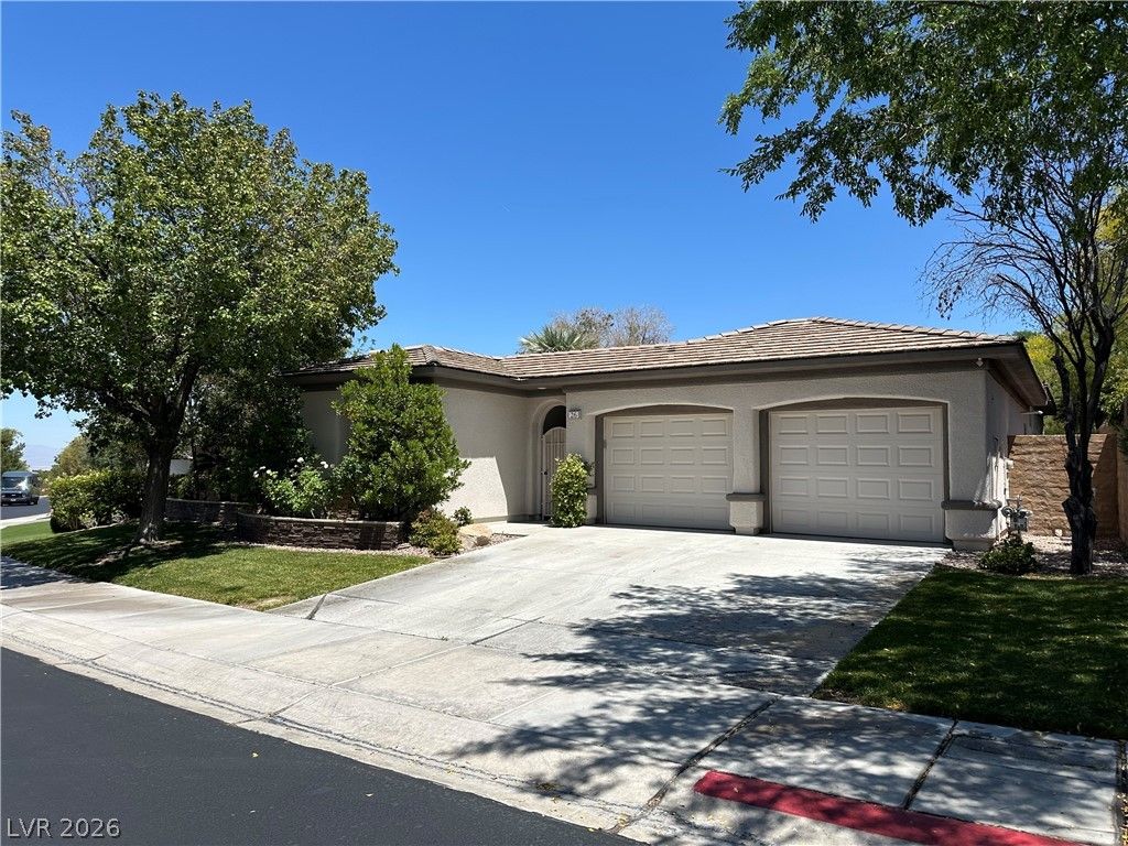26 Fountainhead Circle, Henderson, NV 89052