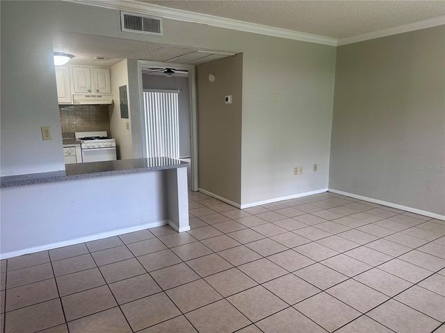 129 BLUE POINT WAY 150, Altamonte Springs, FL 32701