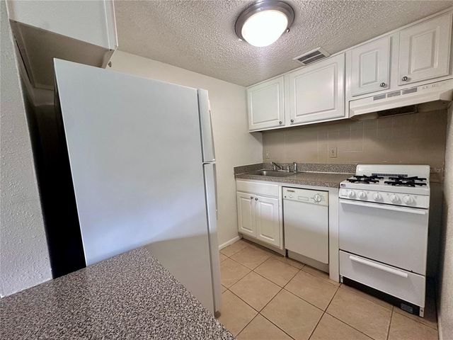 129 BLUE POINT WAY 150, Altamonte Springs, FL 32701