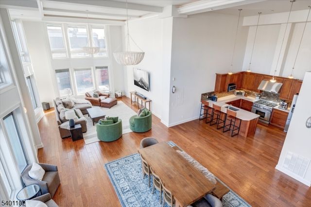 119 Walnut St 1, Montclair Twp., NJ 07042