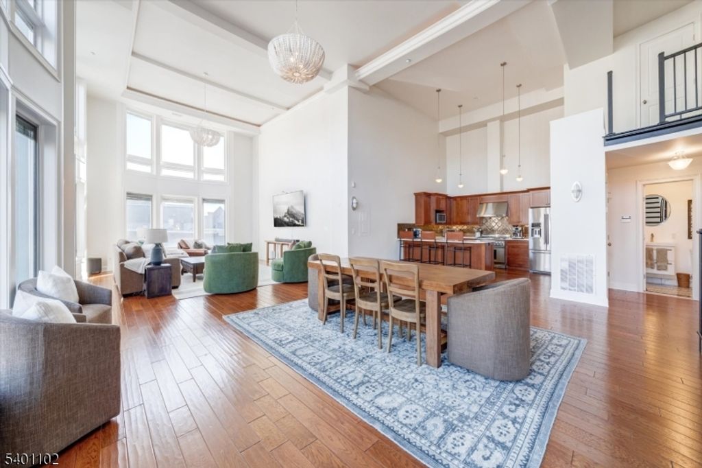 119 Walnut St 1, Montclair Twp., NJ 07042