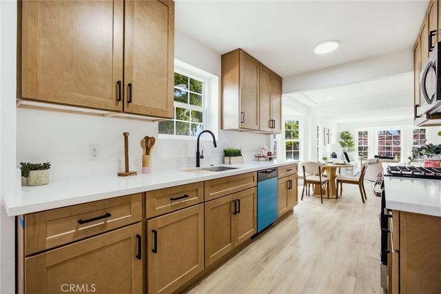 2401 W 78th, Inglewood, CA 90305