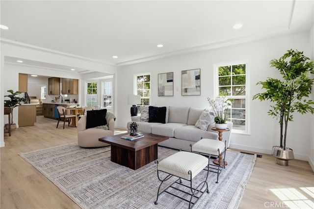 2401 W 78th, Inglewood, CA 90305