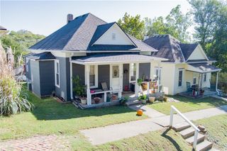 3013 N 9th Street, St Joseph, MO 64505