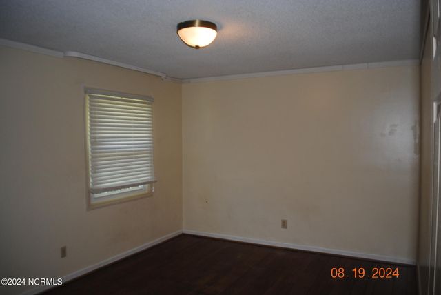 102 Epworth Drive, Jacksonville, NC 28546