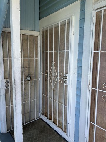 2514 Avenue M 2, Galveston, TX 77550