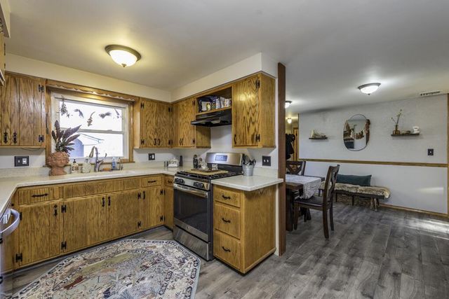 9705 8th AVENUE, Pleasant Prairie, WI 53158