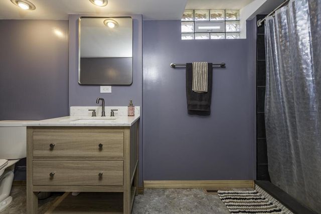 9705 8th AVENUE, Pleasant Prairie, WI 53158