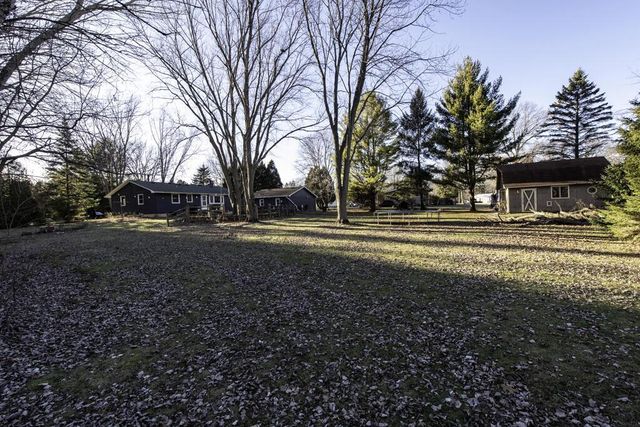 9705 8th AVENUE, Pleasant Prairie, WI 53158