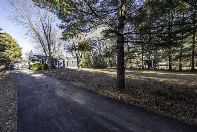 9705 8th AVENUE, Pleasant Prairie, WI 53158