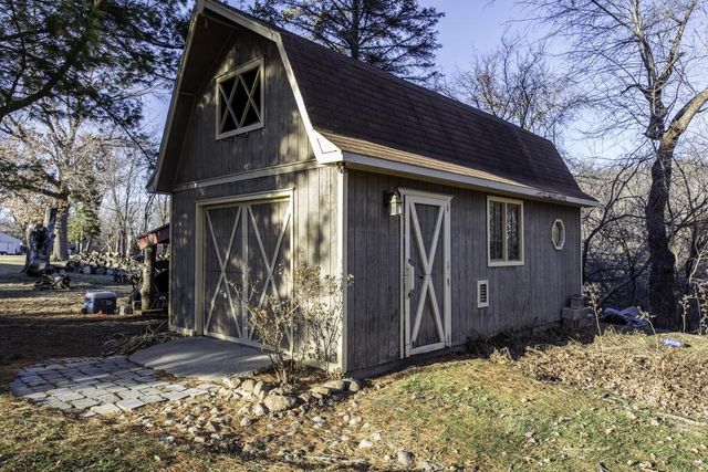 9705 8th AVENUE, Pleasant Prairie, WI 53158