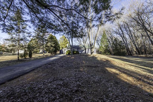 9705 8th AVENUE, Pleasant Prairie, WI 53158