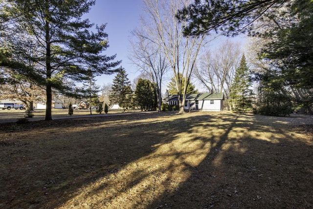 9705 8th AVENUE, Pleasant Prairie, WI 53158