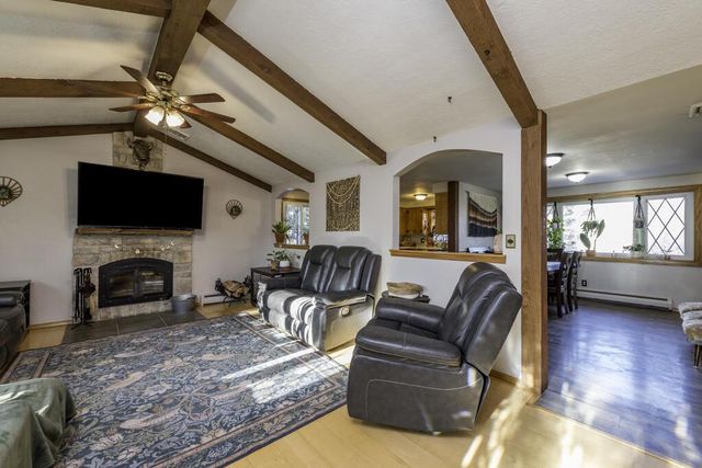 9705 8th AVENUE, Pleasant Prairie, WI 53158