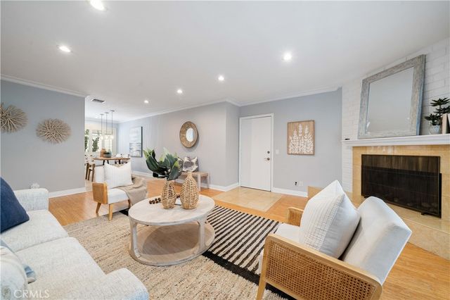 923 17th St 4, Santa Monica, CA 90403