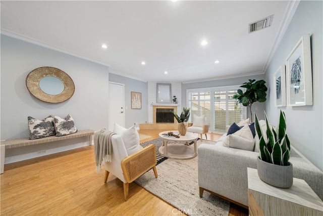 923 17th St 4, Santa Monica, CA 90403