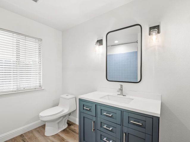 1587 E Trenton Avenue, Fresno, CA 93720