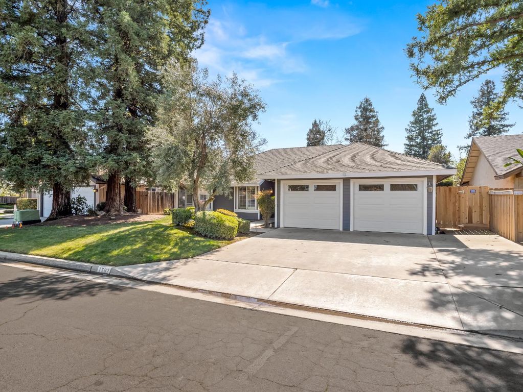 1587 E Trenton Avenue, Fresno, CA 93720