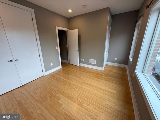 2547 TILTON ST, Philadelphia, PA 19125
