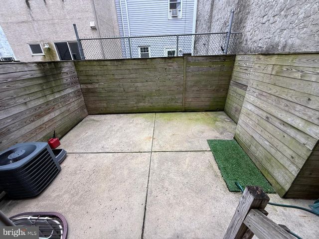 2547 TILTON ST, Philadelphia, PA 19125