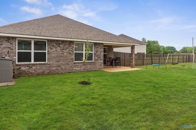 27227 Mckenna Drive, Athens, AL 35613