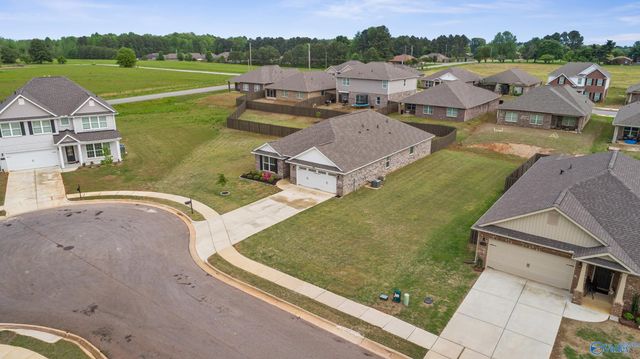 27227 Mckenna Drive, Athens, AL 35613