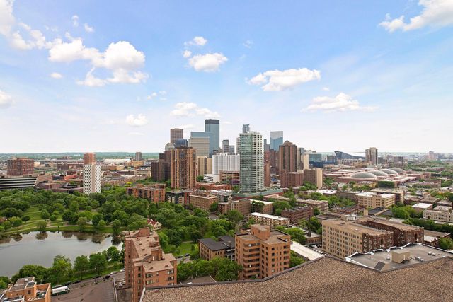 400 Groveland Avenue 1208, Minneapolis, MN 55403
